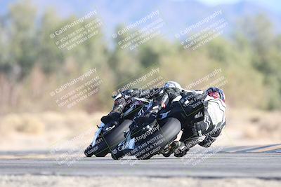 media/Dec-07-2025-CVMA (Sun) [[3e7d2de5dc]]/Race 12- Formula 40 MW and LW/